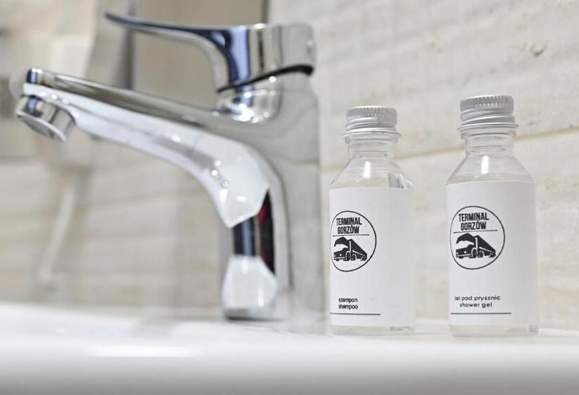 בית מלון כפרי Terminal