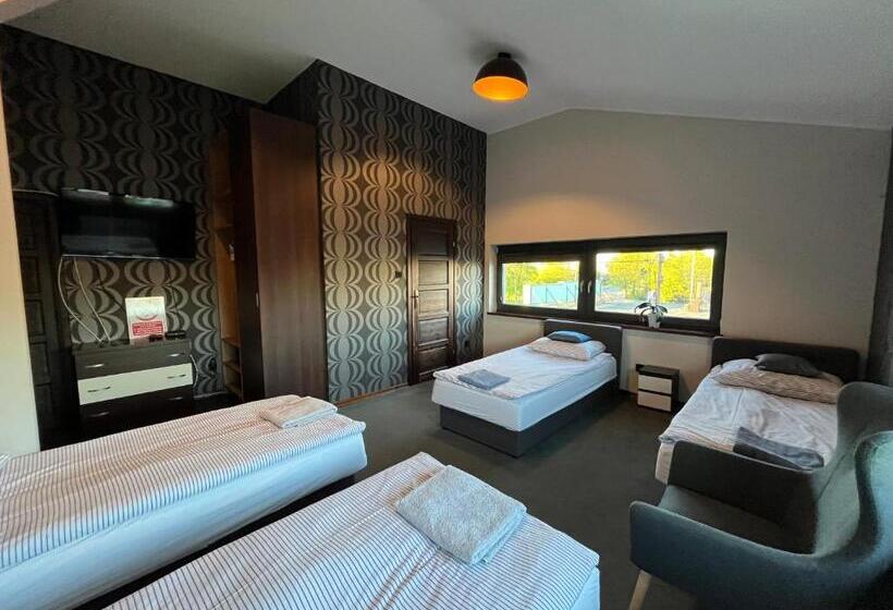 מוטל Nad Lewiatanem