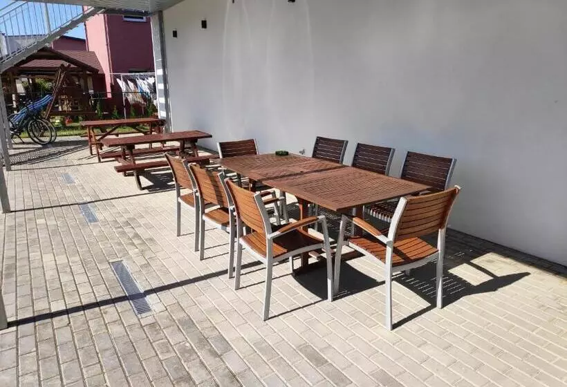 Majatalo Arka   Pokoje Z Osobnymi Wejściami Na Parterze