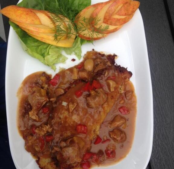 膳宿费 Willa Baltazar