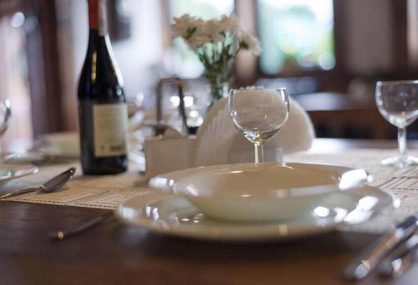 ユースホステル Gościniec Jurajski