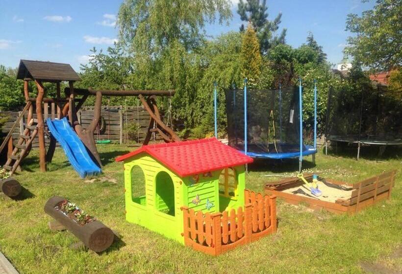 ユースホステル Gościniec Jurajski