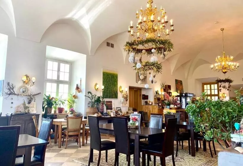 Retkeilymaja Pokoje Gościnne Domu Pielgrzyma W Supraślu