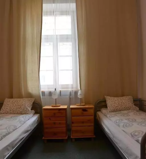 Retkeilymaja Pokoje Gościnne Domu Pielgrzyma W Supraślu