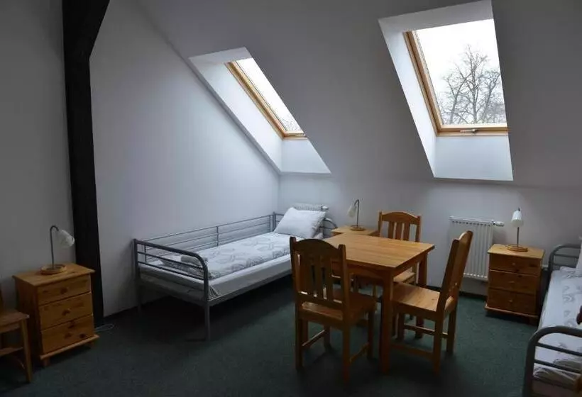 Retkeilymaja Pokoje Gościnne Domu Pielgrzyma W Supraślu