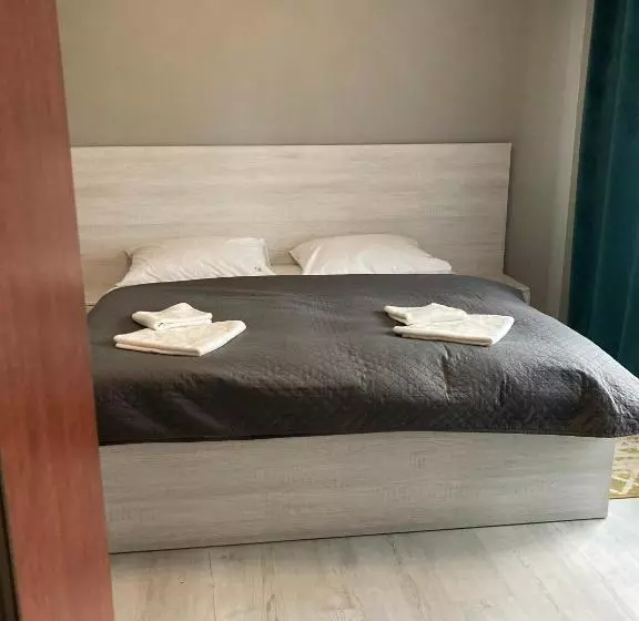 ユースホステル Restauracja  Zajazd Trzech Braci