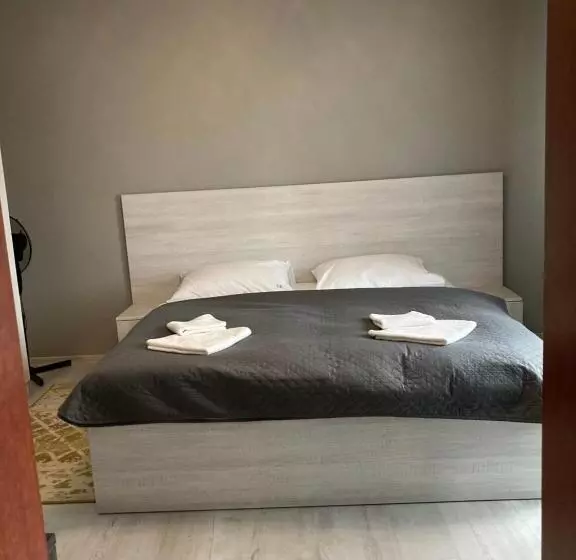 ユースホステル Restauracja  Zajazd Trzech Braci