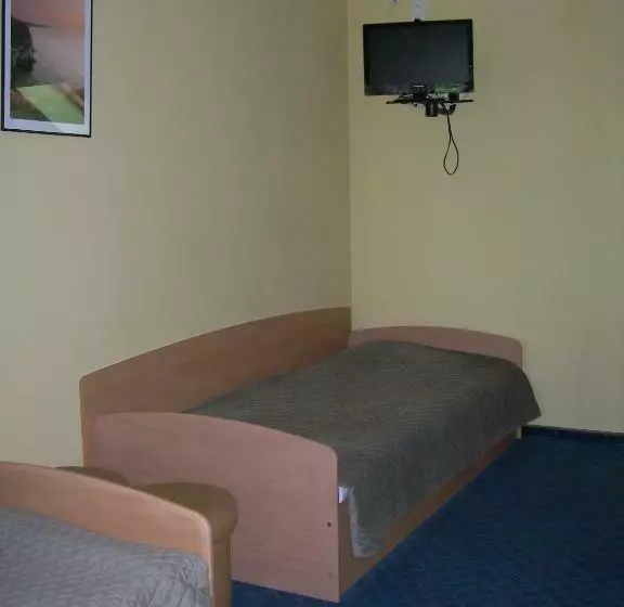 ユースホステル Zajazd Podjadek