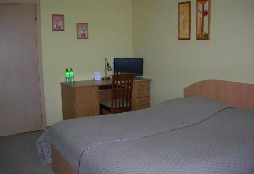 ユースホステル Zajazd Podjadek