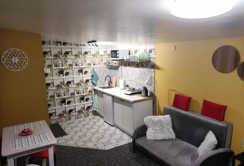 ベッドアンドブレックファースト 5 Kroków