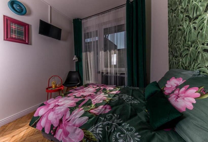 تختخواب و صبحانه 5 Kroków