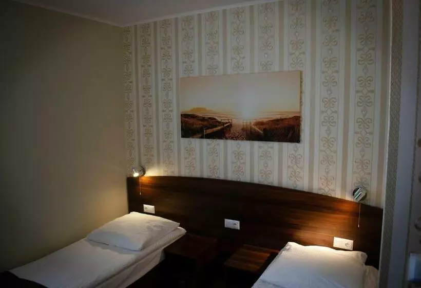 Aamiaismajoitus (B&B) Dom Bursztynowy