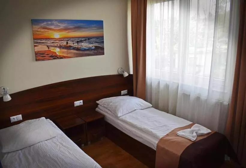 Aamiaismajoitus (B&B) Dom Bursztynowy