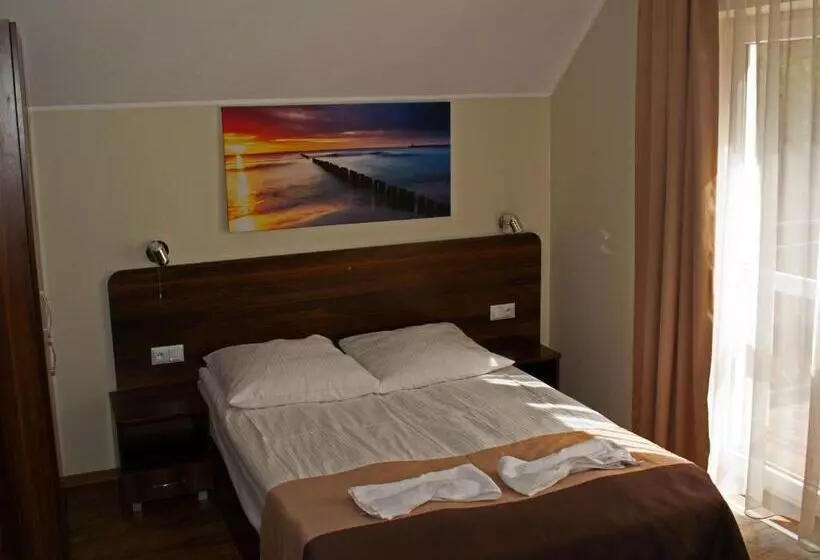 Aamiaismajoitus (B&B) Dom Bursztynowy