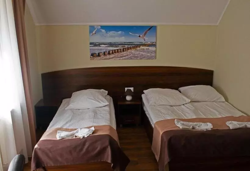 Aamiaismajoitus (B&B) Dom Bursztynowy