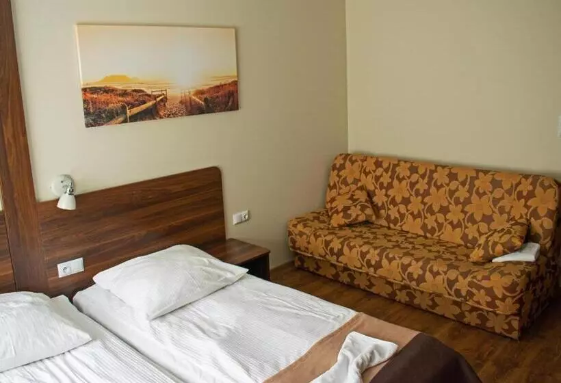 Aamiaismajoitus (B&B) Dom Bursztynowy