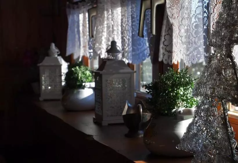 Aamiaismajoitus (B&B) Gościniec Pod Lubomirem