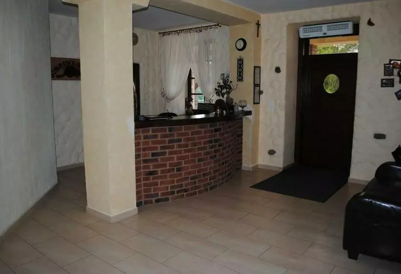 Aamiaismajoitus (B&B) Pensjonat Bobrowy Dwór