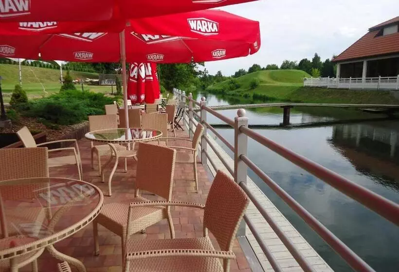 Aamiaismajoitus (B&B) Pensjonat Bobrowy Dwór