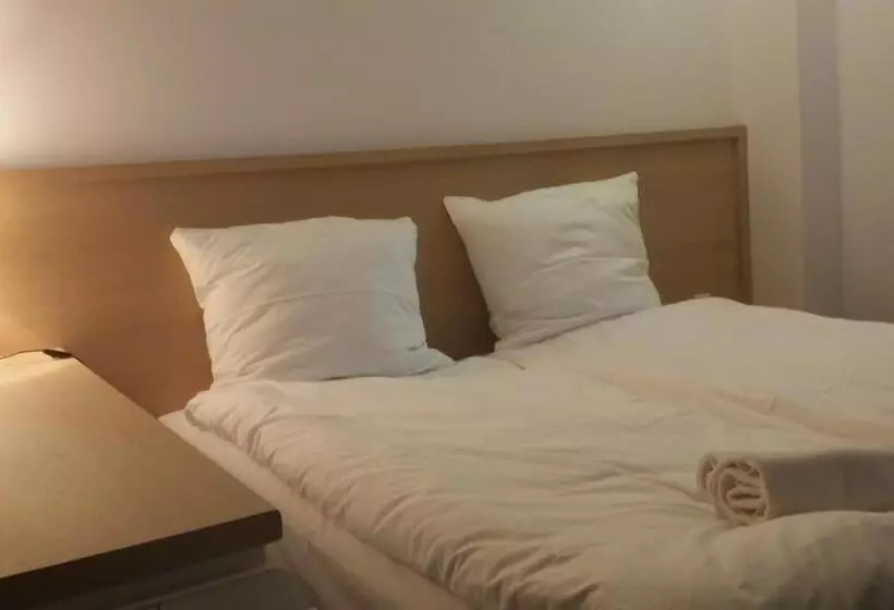 Aamiaismajoitus (B&B) Pensjonat Bobrowy Dwór