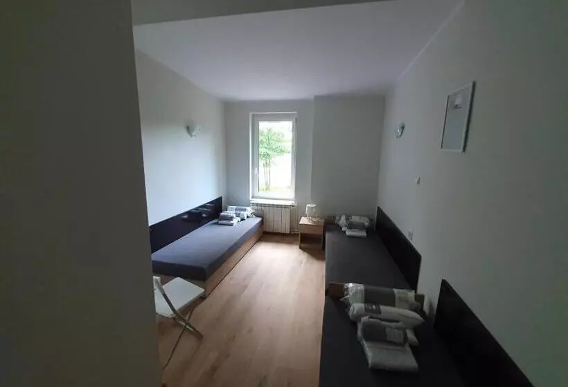 Aamiaismajoitus (B&B) Pensjonat Tężniowa 6