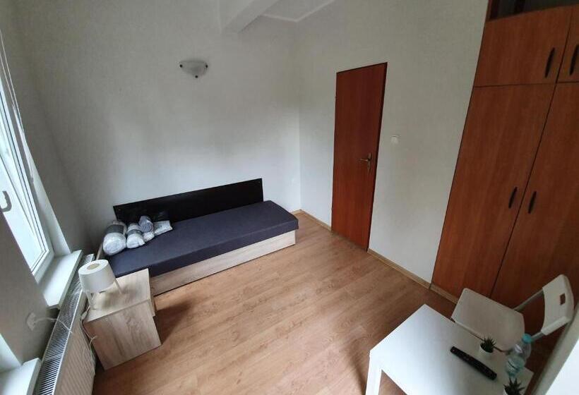 צימר Pensjonat Tężniowa 6