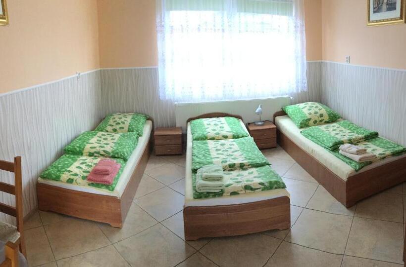 민박 Pod Kasztanem