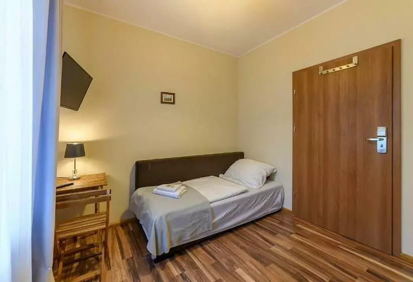 تختخواب و صبحانه Villa Fortuna