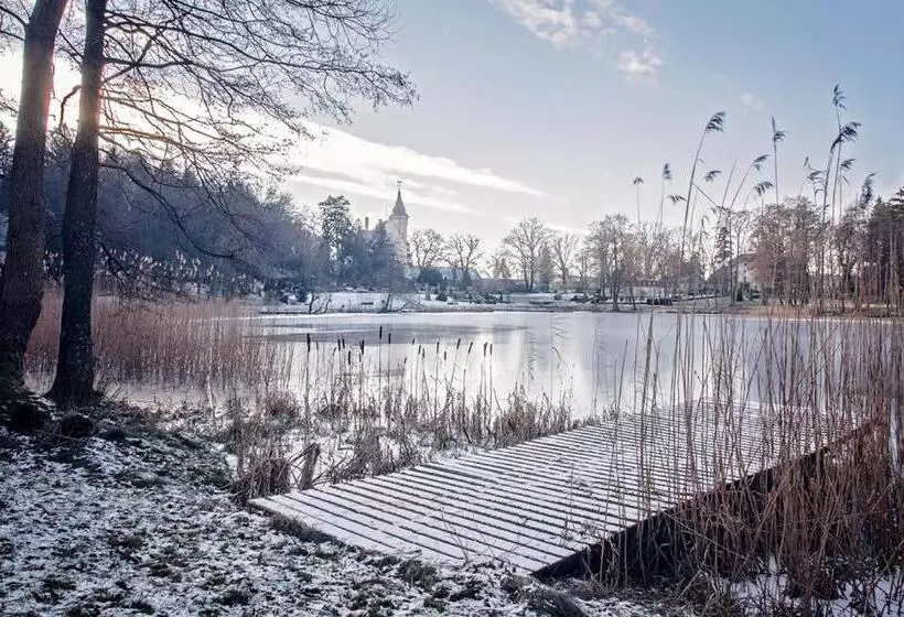 Hotelli Bursztynowy Pałac