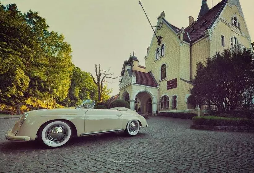 Hotelli Bursztynowy Pałac