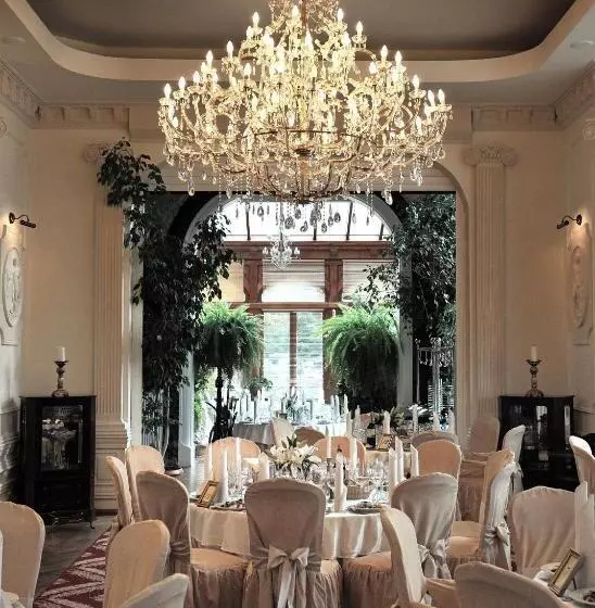 Hotelli Bursztynowy Pałac