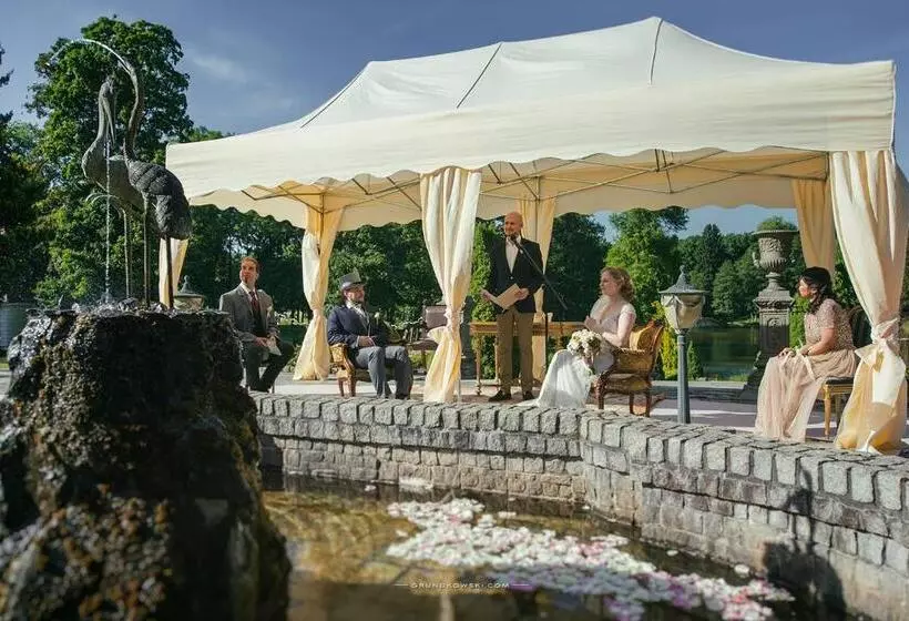 Hotelli Bursztynowy Pałac