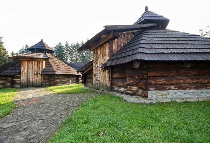 ホテル Dom Sportowca Błonie   Mosir