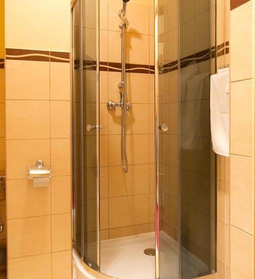 ホテル Dom Sportowca Błonie Mosir