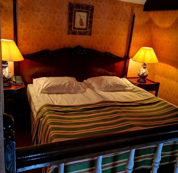 Hotel Dwór Sieraków