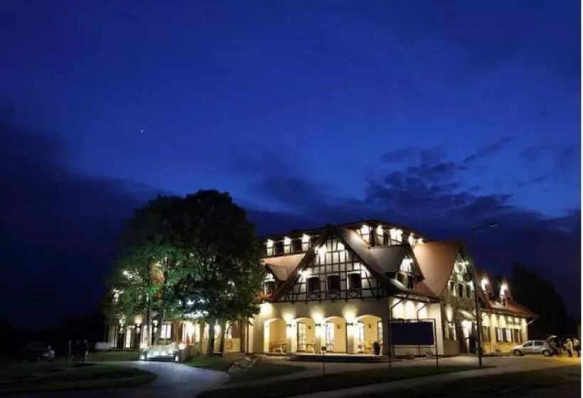 Hotelli Kuźnia Smaków