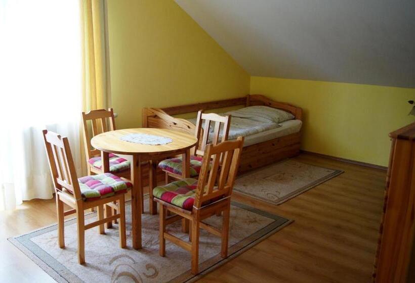 בית מלון כפרי U Eskulapa