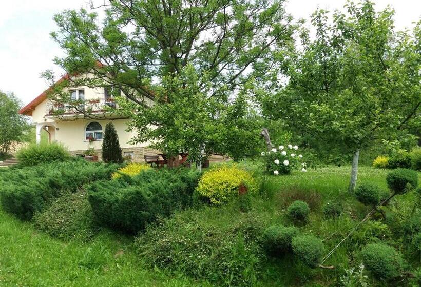 בית מלון כפרי U Eskulapa