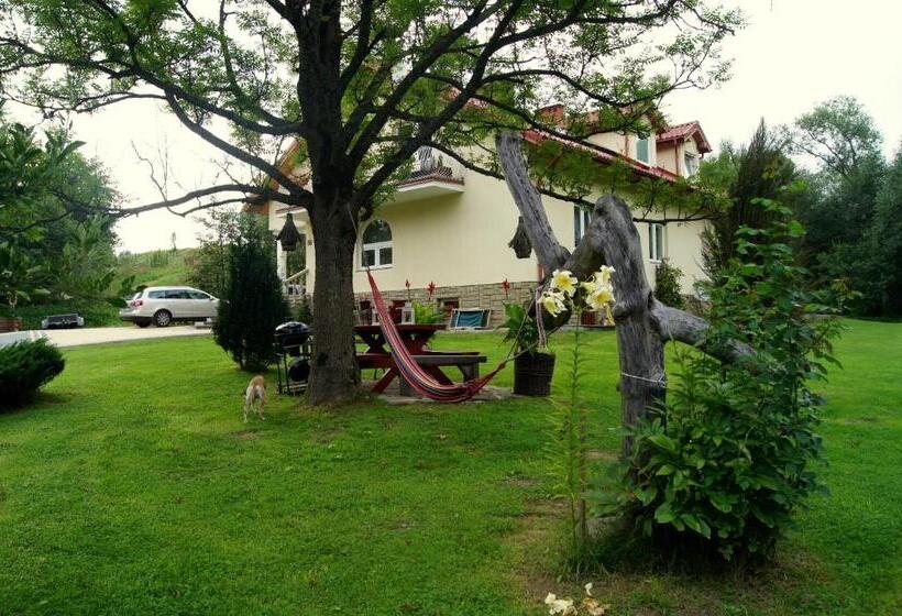 בית מלון כפרי U Eskulapa