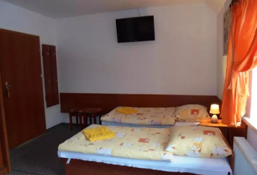 ペンション Agroturystyka Krysia Pilszcz