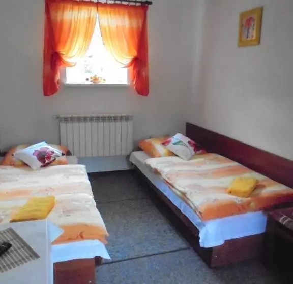 ペンション Agroturystyka Krysia Pilszcz