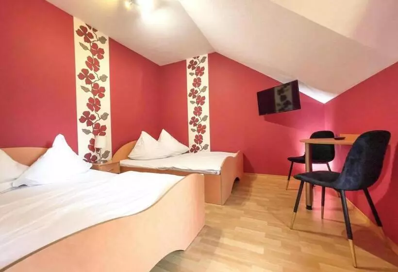 Majatalo Brydar With Sauna, Swimming Pool And Jacuzzi