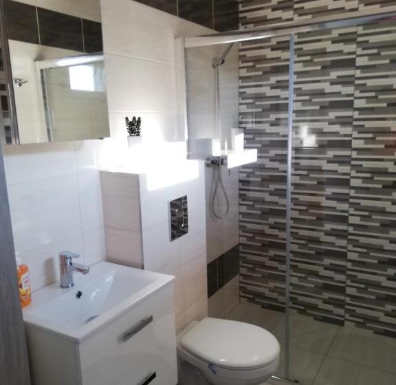 펜션 Brydar With Sauna, Swimming Pool And Jacuzzi