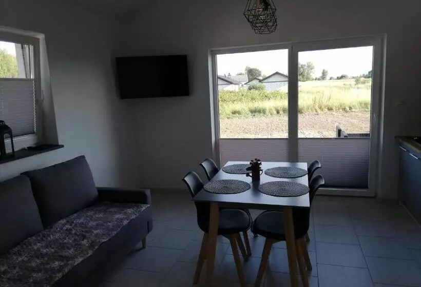 Majatalo Brydar With Sauna, Swimming Pool And Jacuzzi