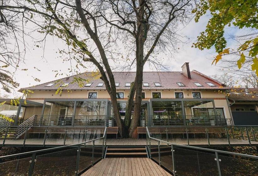 بنسيون Dwór Kolesin