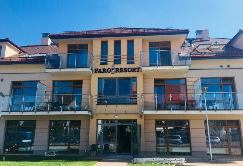 פנסיון Faro Resort