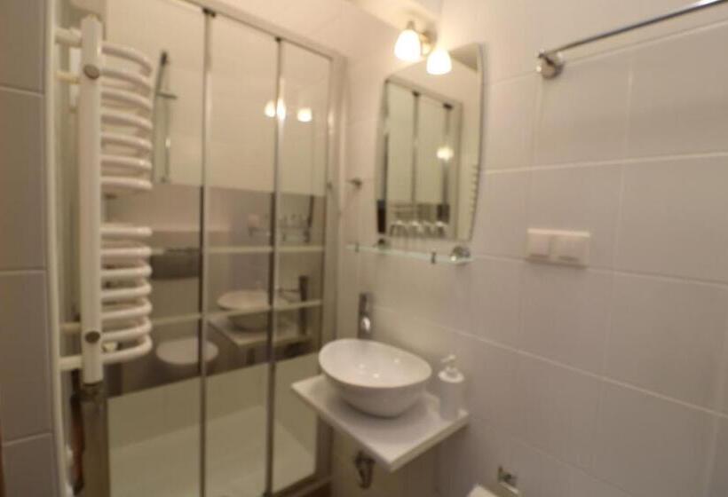 פנסיון Villa Sorento