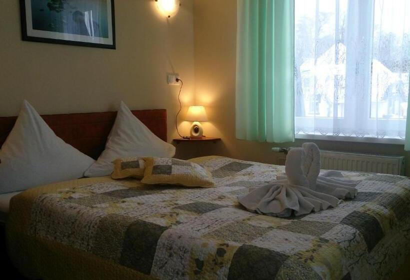 פנסיון Villa Sorento