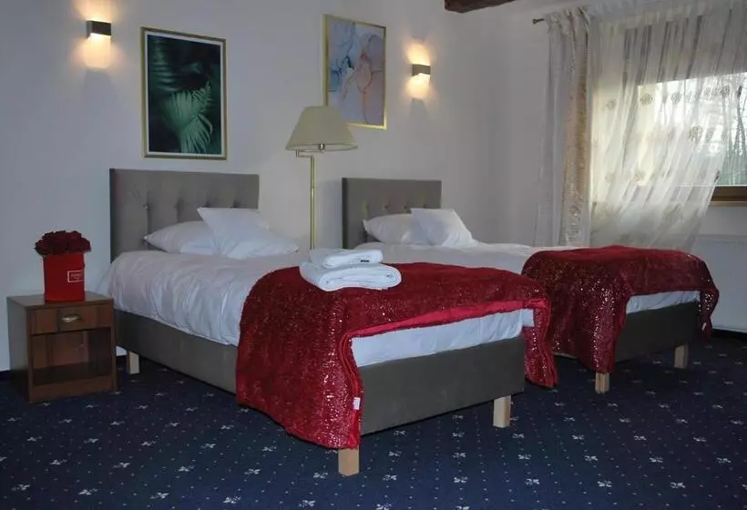 Majatalo Willa Ważka