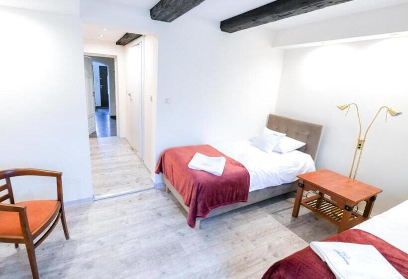 ペンション Willa Ważka